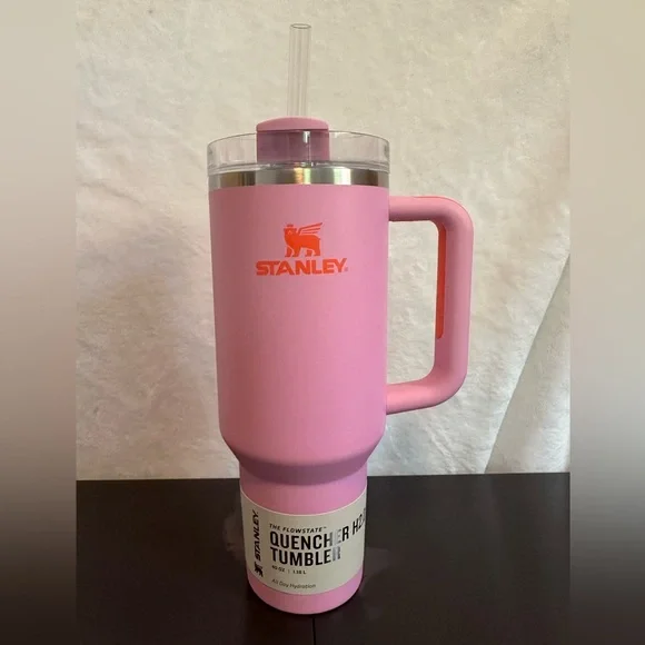 NWT- Stanley 40oz Stainless Steel H2.0‎ FlowState Quencher Tumbler - Amethyst - Picture 6 of 15